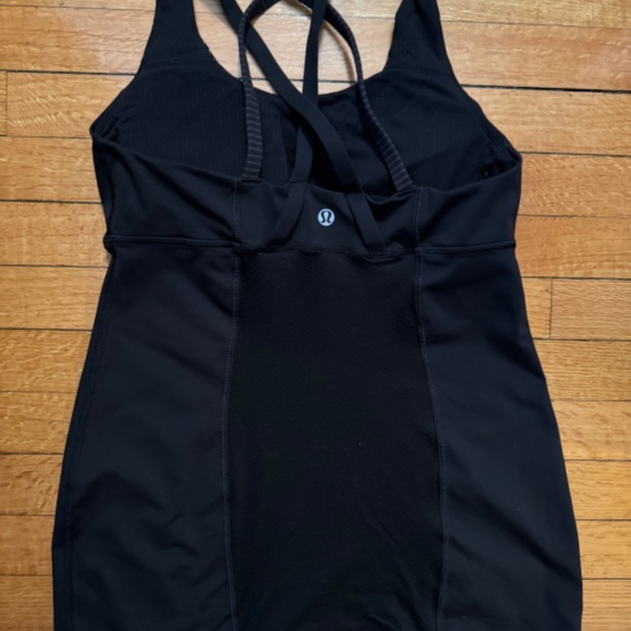 Lululemon energy tank with stripe - Picture 4 of 7